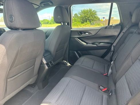 Used 2026 Chevrolet Equinox LT FWD image 19