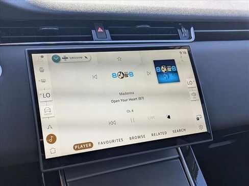 Used 2025 Land Rover Range Rover Evoque Dynamic SE image 15