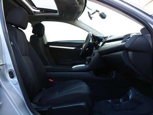 Used 2017 Honda Civic EX image 40