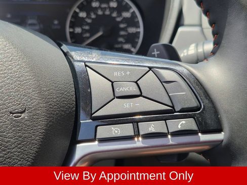 Used 2025 Nissan Altima 2.5 SR FWD image 15