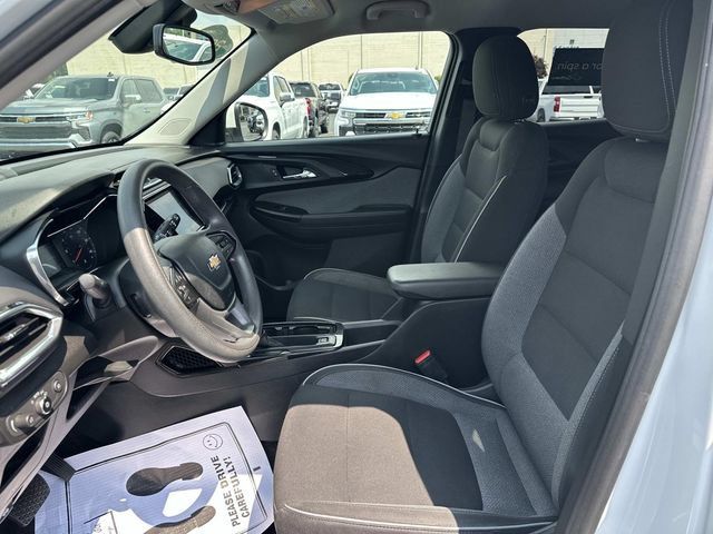 Certified 2021 Chevrolet TrailBlazer LT w/ Convenience Package FWD image 17