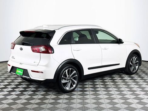 Used 2019 Kia Niro Touring FWD image 8