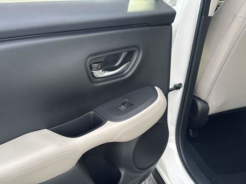 New 2026 Honda HR-V LX image 17