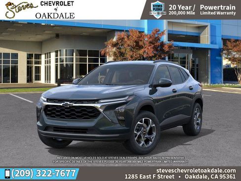 New 2026 Chevrolet Trax LT w/ Driver Confidence Package image 6