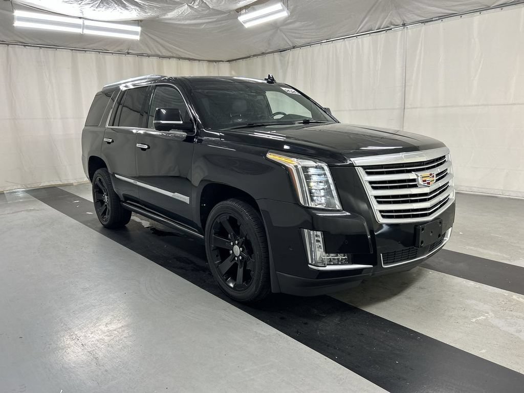 Used 2020 Cadillac Escalade Platinum AWD/4WD image 1