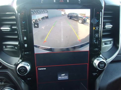 Used 2023 RAM 1500 Laramie image 22