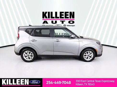 Used 2024 Kia Soul LX w/ Option Group 015 image 9