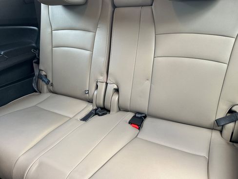 Used 2022 Honda Pilot Special Edition image 17