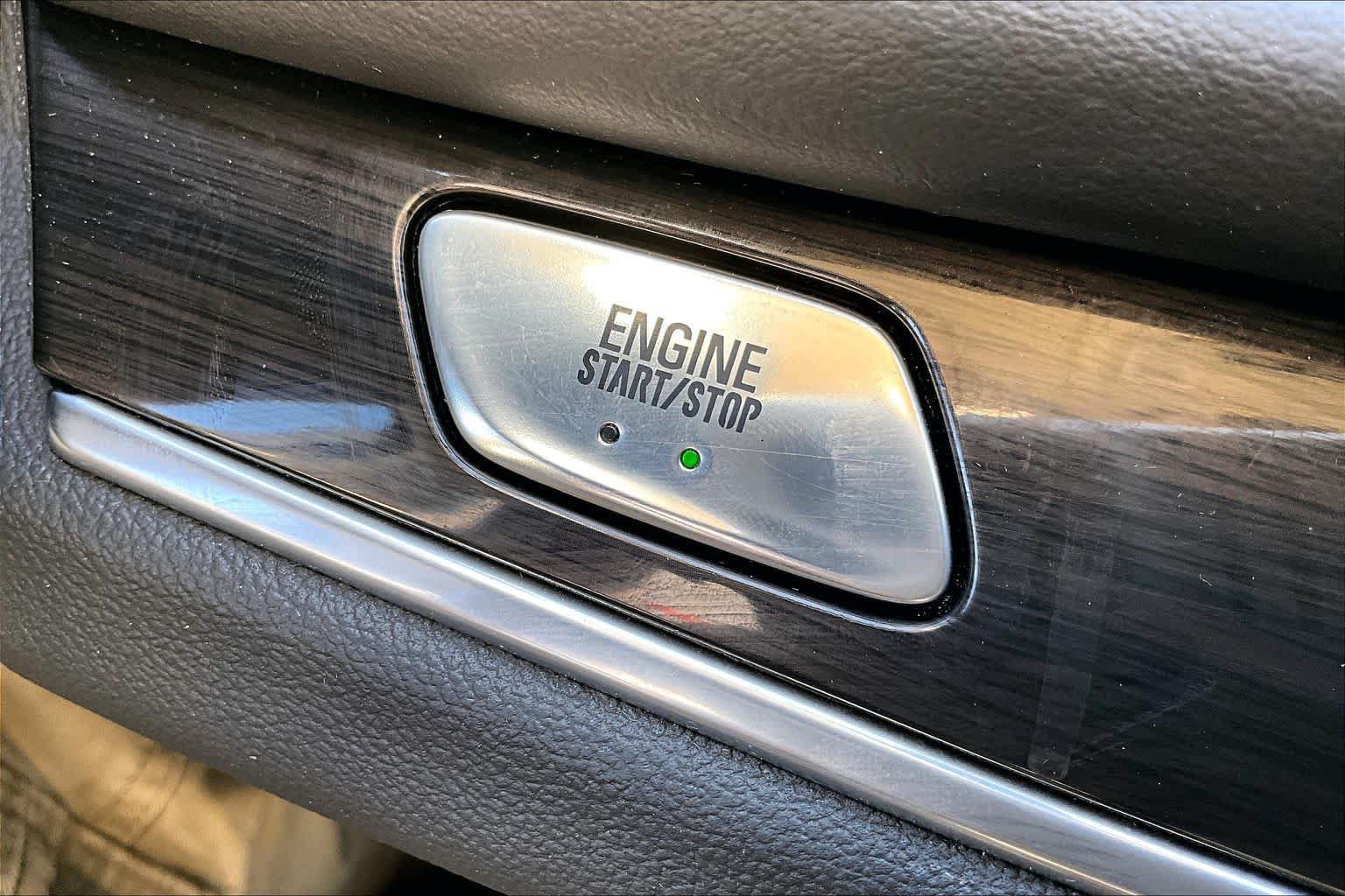 Used 2020 Buick Enclave Essence FWD image 27