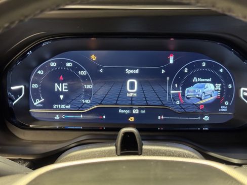 Used 2024 GMC Yukon Denali w/ Denali Reserve Package image 32