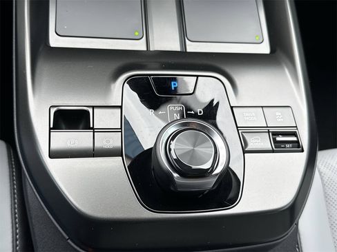 New 2026 Subaru Solterra Premium image 26