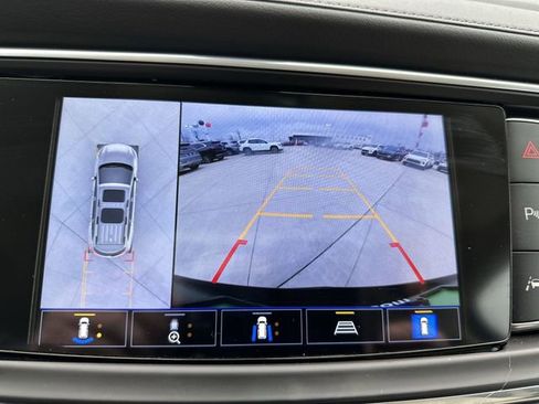 Certified 2024 Buick Enclave Avenir w/ Avenir Technology Package image 27