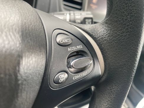 Used 2019 Nissan Pathfinder S AWD/4WD image 43