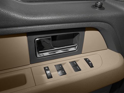 Used 2013 Ford F150 XLT w/ Luxury Equipment Group image 18