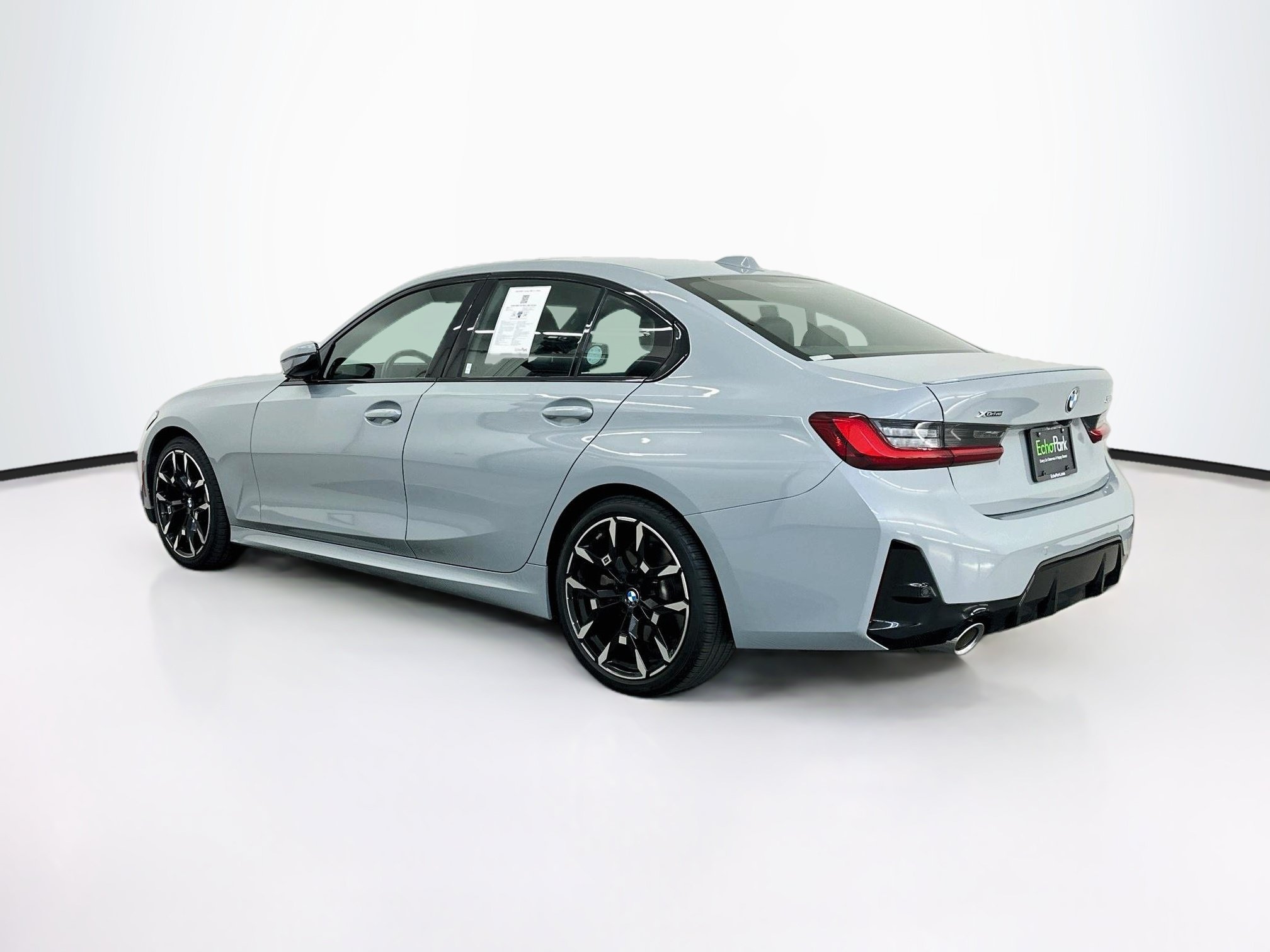 Used 2026 BMW 330i xDrive Sedan AWD/4WD image 5