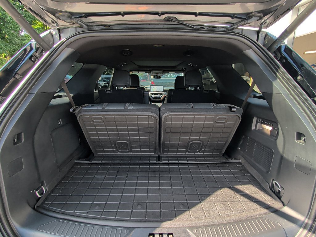 Used 2025 Ford Explorer ST w/ Sun And Sound Package AWD/4WD image 15