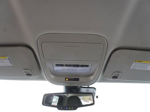 Used 2022 Chevrolet Colorado LT w/ Fleet Safety Package image 26