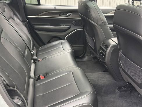 Used 2024 Jeep Grand Cherokee Limited 4xe w/ Luxury Tech Group II image 37