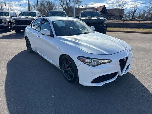 Used 2019 Alfa Romeo Giulia Ti Sport w/ Quick Order Package 22U Sport image 7