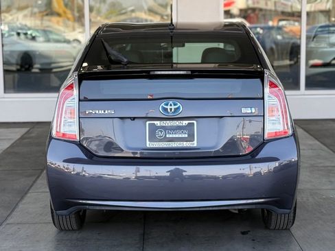 Used 2015 Toyota Prius Two image 10
