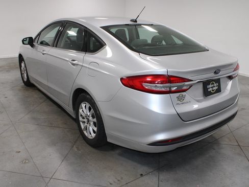 Used 2017 Ford Fusion S FWD image 7