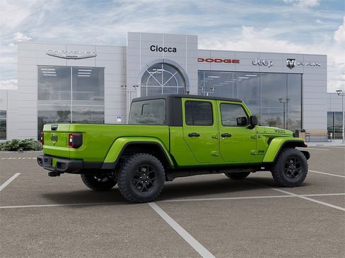 New 2025 Jeep Gladiator Willys image 5
