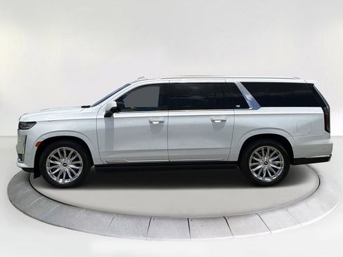 Certified 2023 Cadillac Escalade ESV Premium Luxury w/ Performance Package RWD image 2