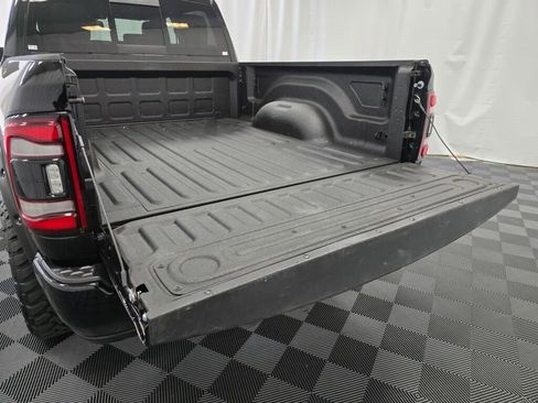 Used 2023 RAM 2500 Laramie w/ Night Edition image 19