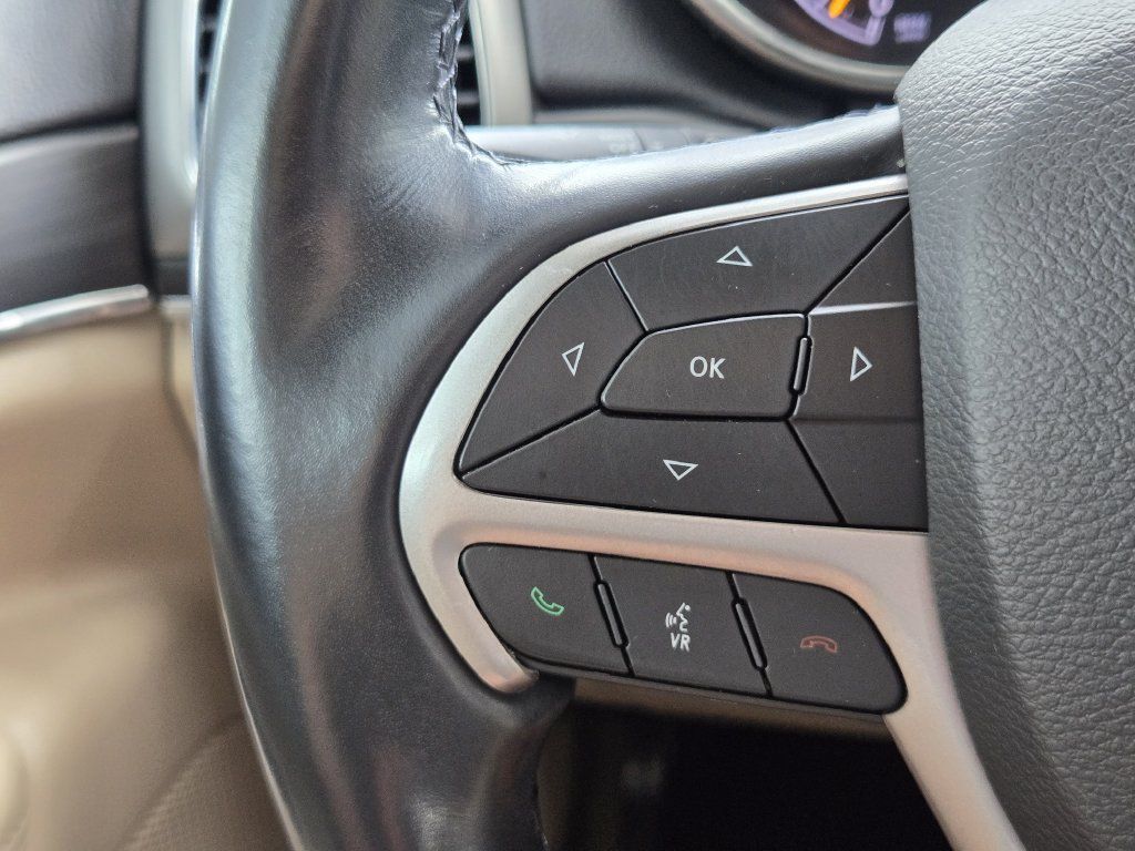 Used 2021 Jeep Grand Cherokee Limited AWD/4WD image 28