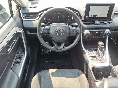 Used 2024 Toyota RAV4 XLE AWD/4WD image 11