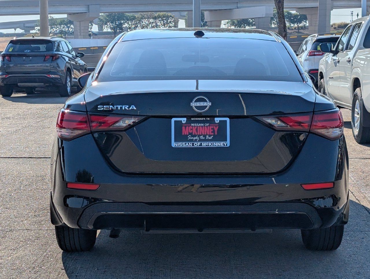 Certified 2025 Nissan Sentra SV w/ Trunk Package FWD image 5