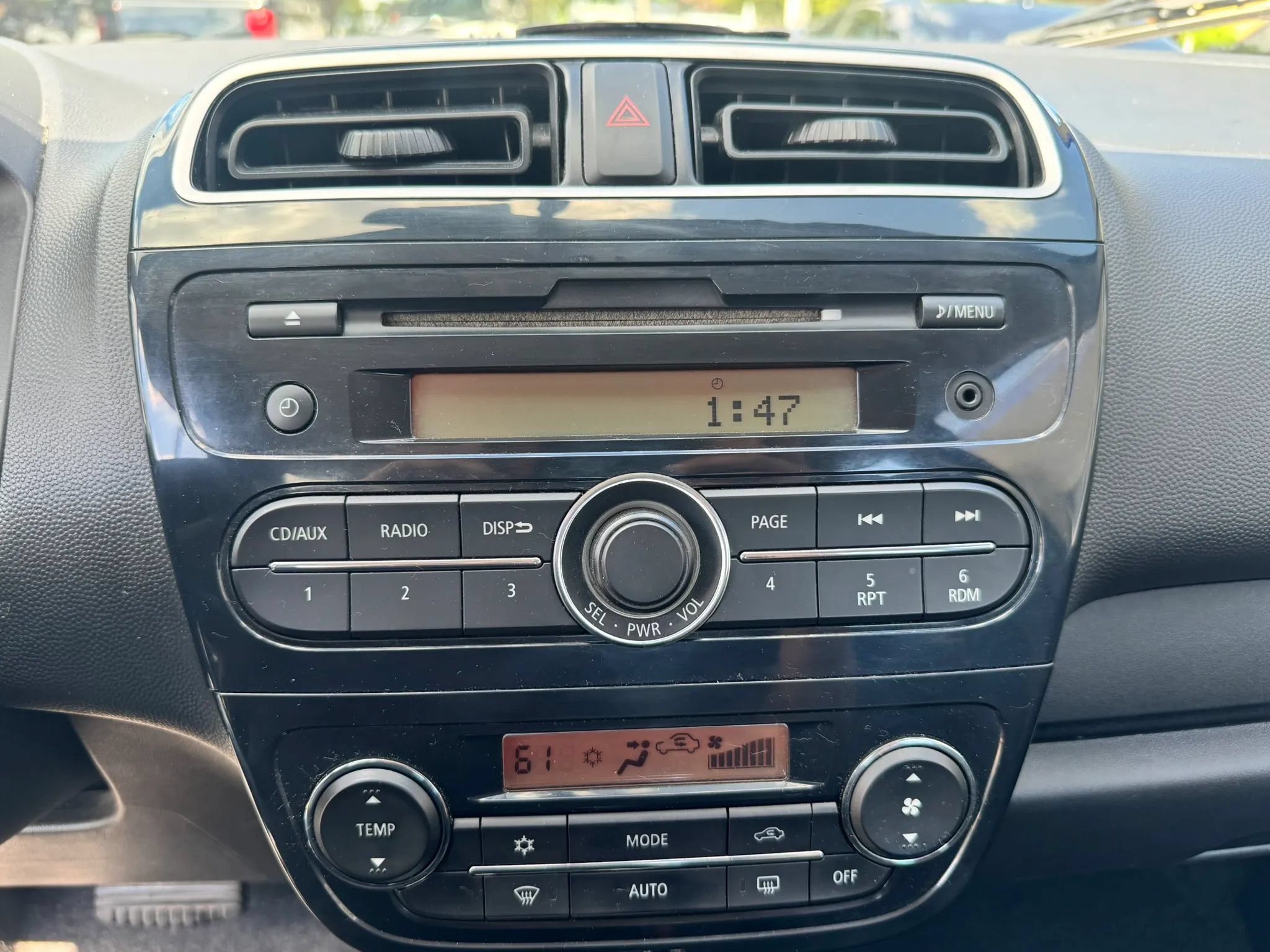 Used 2015 Mitsubishi Mirage ES FWD image 28