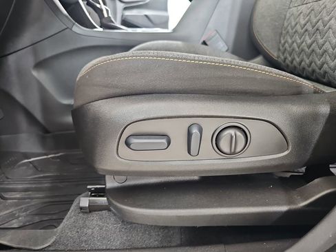 Used 2024 Chevrolet Equinox LT AWD/4WD image 35