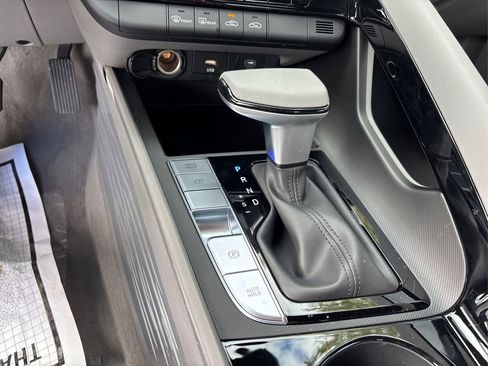 New 2025 Hyundai Elantra Blue image 33