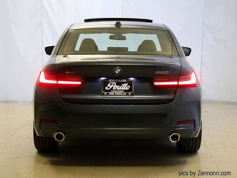 Used 2025 BMW 330i xDrive Sedan w/ Premium Package image 7