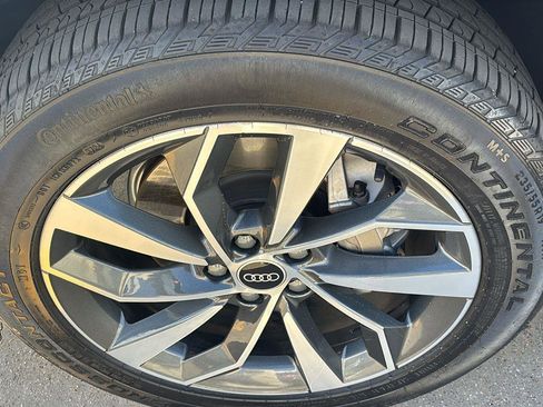 Used 2022 Audi Q5 2.0T Premium Plus image 12