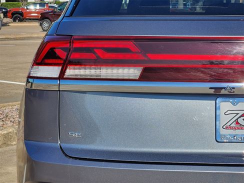 Used 2025 Volkswagen Atlas Cross Sport SE image 15