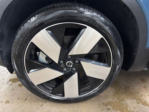 Certified 2023 Volvo XC40 Recharge Ultimate w/ Protection Package Premier image 35