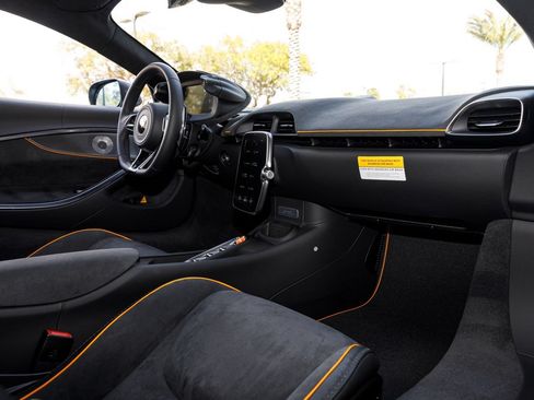 New 2026 McLaren Artura RWD image 45