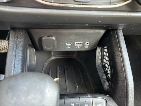 Certified 2021 Chevrolet TrailBlazer LS AWD/4WD image 22