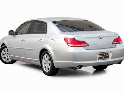 Used 2007 Toyota Avalon XL FWD image 10