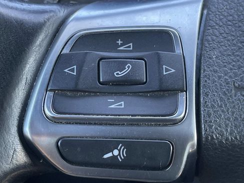 Used 2014 Volkswagen Tiguan R-Line image 23