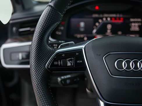 Used 2020 Audi S6 Prestige w/ Prestige Package image 17