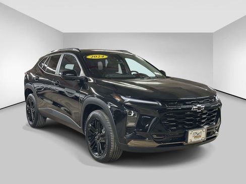 Used 2024 Chevrolet Trax ACTIV FWD image 7