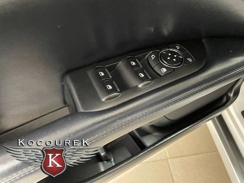 Used 2017 Lincoln MKZ Reserve FWD image 20