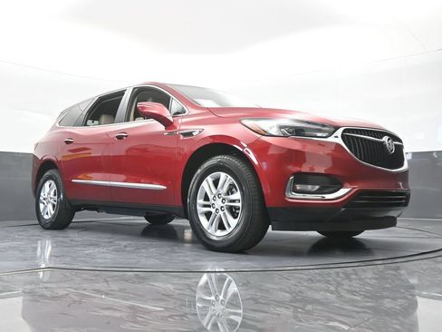 Used 2020 Buick Enclave Essence FWD image 61