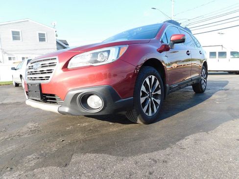 Used 2017 Subaru Outback 2.5i Limited AWD/4WD image 65