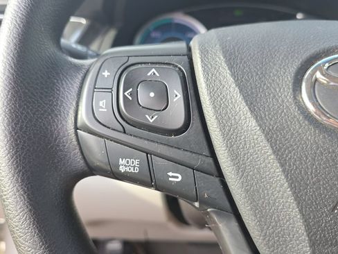 Used 2017 Toyota Camry LE w/ Protection Package (Q2) FWD image 19