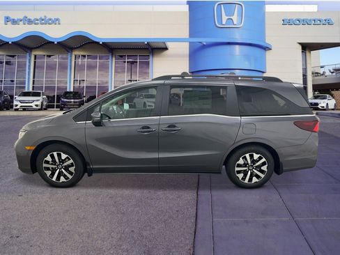 New 2026 Honda Odyssey EX-L image 2