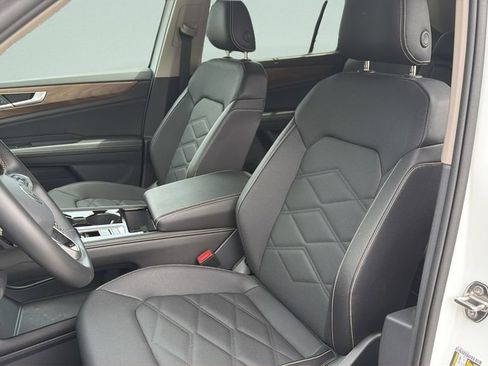 Certified 2026 Volkswagen Atlas SE AWD/4WD image 30
